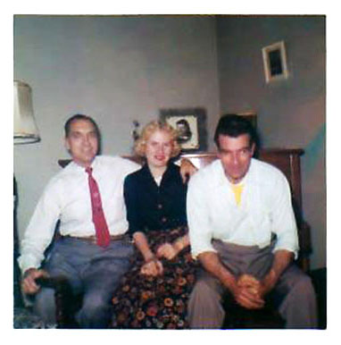 Freer, neice Donna and her father Lakin at piano